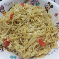 A picture of Peppered noddles.