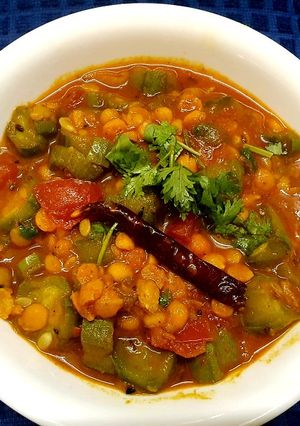 A picture of Bihari Nenua /Sponge Gourd and Chana Dal Sabzi.