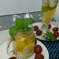 A picture of Teh Leci Mint.