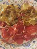 Alcachofas confitadas con jamón ibérico