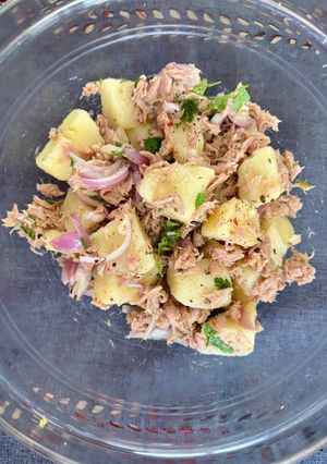 Φωτογραφία της συνταγής 👩🍳Πατατοσαλάτα🥔 με τόνο🐠 εστραγκόν🌿και λεμόνι!🍋