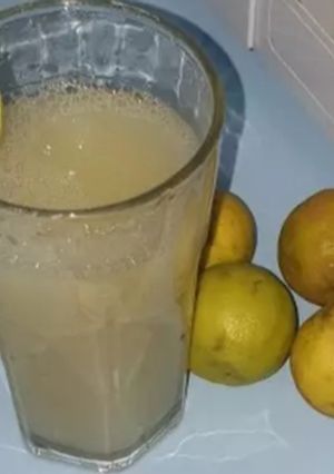 A picture of Lemonade.