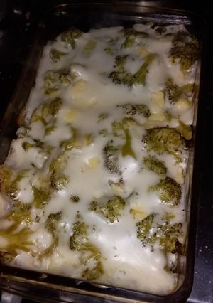 Una foto de Brócoli gratinado