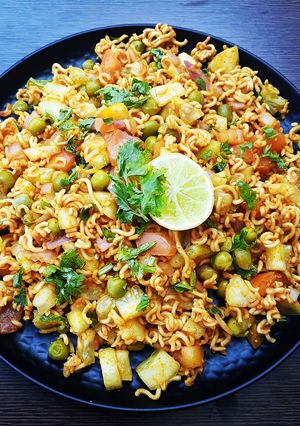 A picture of Instant Maggi Chaat.