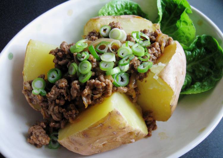 How to Prepare Super Quick Homemade Jacket Potato With Bulgogi Beef