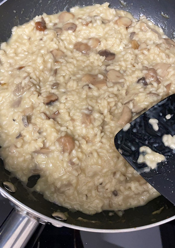 Una foto de Risotto Funghi (setas)