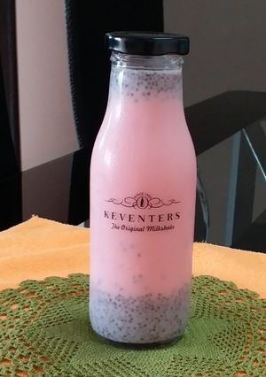 A picture of Rose Milk Shake.
