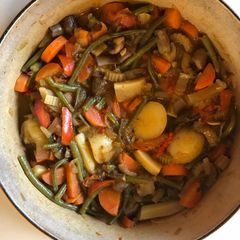 A picture of Spring Vegetable Casserole.