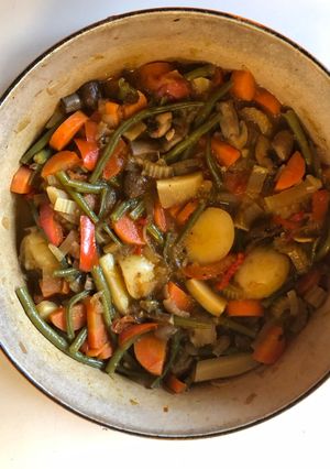 A picture of Spring Vegetable Casserole.