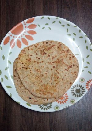 A picture of Puran poli (obbattu, holige) recipe.