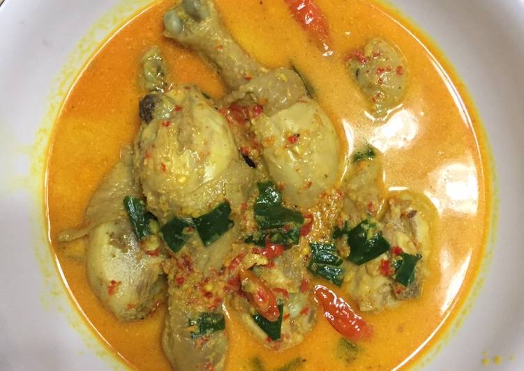 Cara Gampang Menyiapkan Gulai Ayam yang Bisa Manjain Lidah