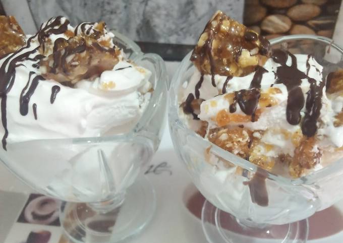 https://img-global.cpcdn.com/recipes/0f4c7f8740dd713e/680x482cq70/almond-crunch-vanilla-ice-cream-recipe-main-photo.jpg