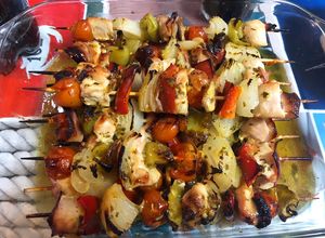Foto principal de Brochettes de pollo y verdura🍢