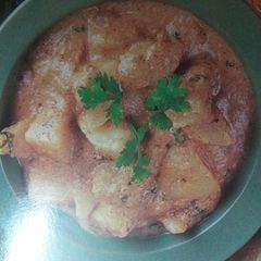 A picture of Potatoes in kaju magaz masala.