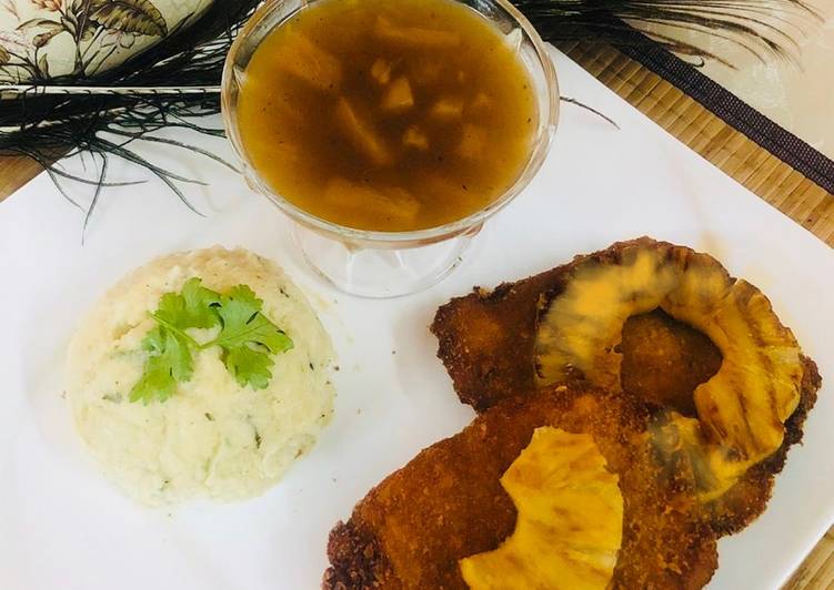 Stuffed 🧀 Chicken🐓With Pineapple 🍍Sauce(restaurant style)