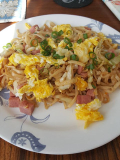 A picture of Stir fried Main noodles.