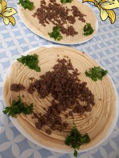 صورة لوصفة حمص الطحينة مع اللحم