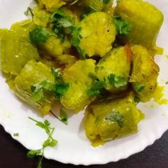 A picture of Stuffed snake gourd.