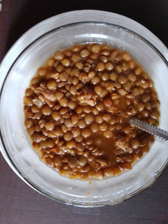 Una foto de Lentejas con carne, en salsa