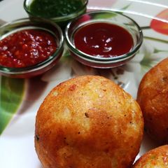 A picture of Indori Patis.