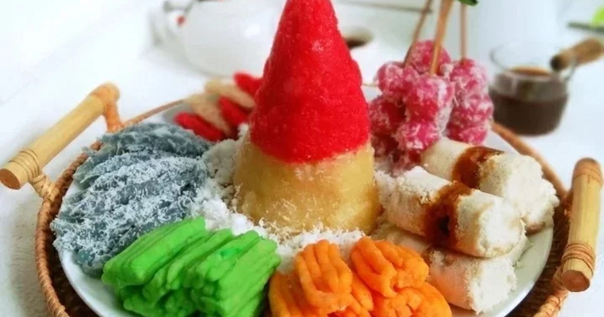 Tumpeng Jajan Pasar
