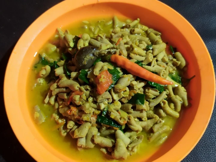 Cara Gampang Membuat Resep Usus ayam bumbu kuning kemangi yang Sempurna Anti Ribet, Uenak Banget