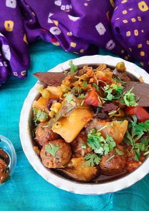 કચ્છી ઉંધીયું (Undhiyu recipe in gujarati) રેસીપી મુખ્ય ફોટો