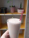 Milk-shake de pasta de amendoim & banana
