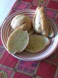 Bolillo con mantequilla