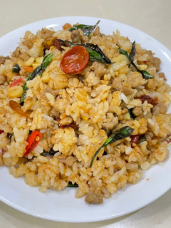 打拋豬肉炒飯(清冰箱料理) 的食譜成品照片