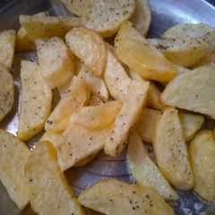 A picture of Aloo chaat.