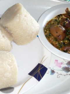 A picture of Okro Soup with Garri.
