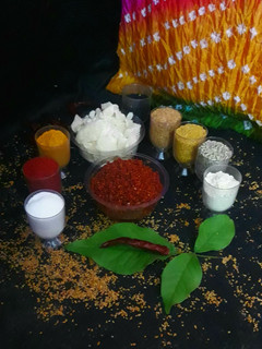 કેરી ના ગળ્યા અથાણા નો મસાલો (Sweet Mango Pickle Masala Recipe In Gujarati) રેસીપી મુખ્ય ફોટો