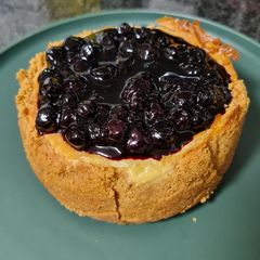A picture of Blueberry cheesecake.