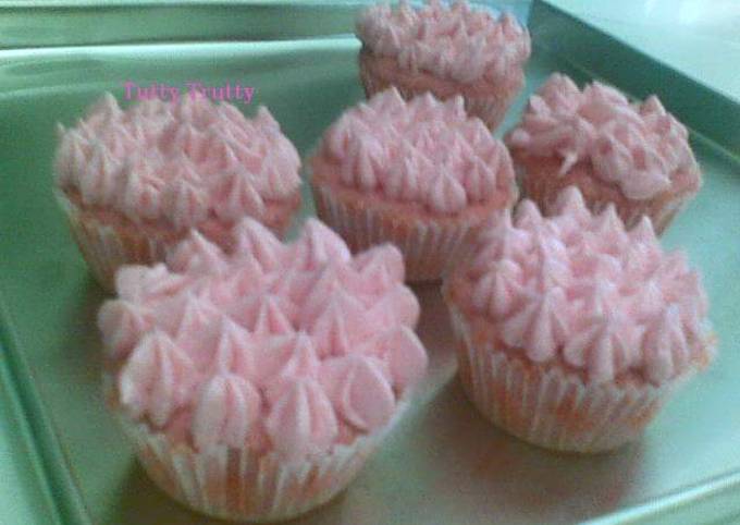 Resep Pinky Cupcakes Oleh Tutty Frutty Cookpad