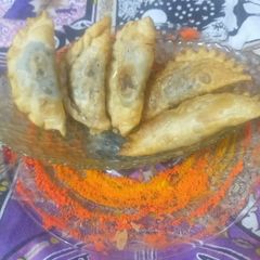 A picture of Gujiya.