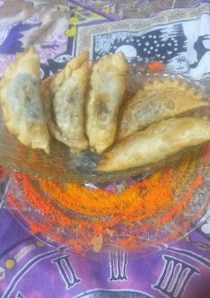 A picture of Gujiya.