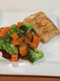 Filete de Salmón con vegetales al vapor