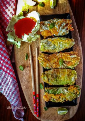 ক্যাবেজ স্প্রিং রোল (cabbage spring roll recipe in Bengali) রেসিপির প্রধান ছবি