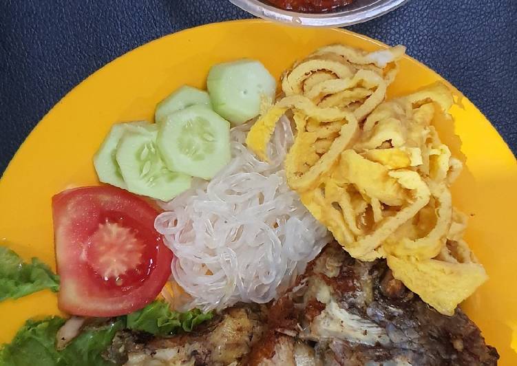 Resep Mie shirataki bumbu pecel gurame Anti Gagal