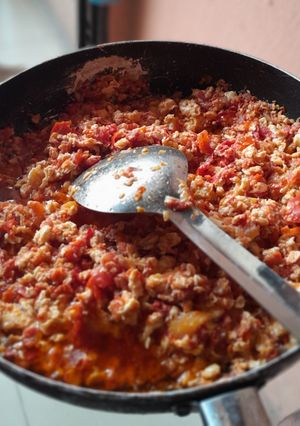 A picture of Egg Sauce.
