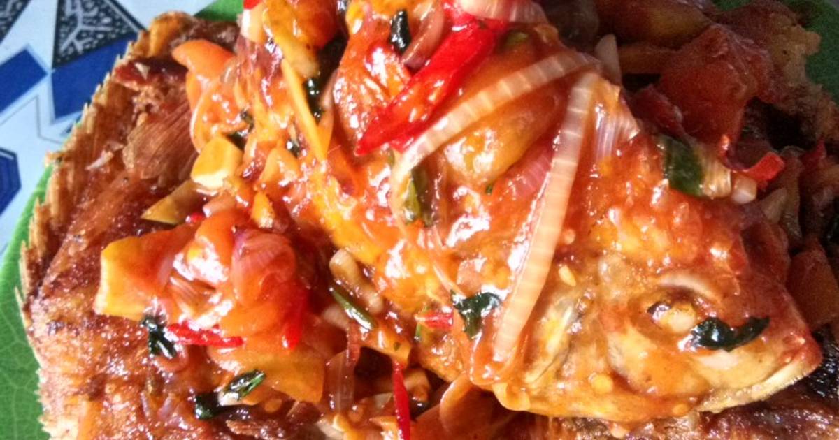 Resep Ikan goreng Siram saus oleh Naura Assyafiera Zahra Resep Ikan goreng Siram saus oleh Naura Assyafiera Zahra