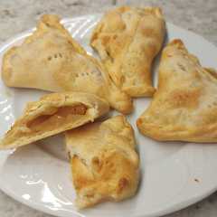 Empanadillas de hojaldre rellenas de manzana 🍎 asada con miel 🍯-レシピのメイン写真