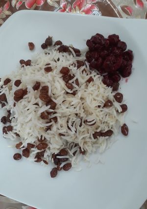 عکسی از دستور کشمش پلاو یا همان کشمش پلو