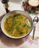 Mirelit zöldségekből leves, rizstésztával gluténmentesen