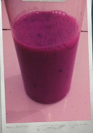 Foto resep Banana Red Dragon Smoothies
