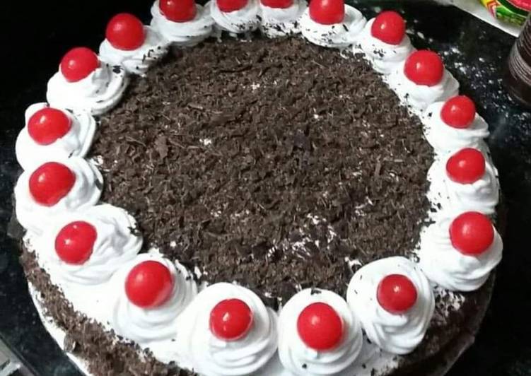 Steps to Make Perfect Whole wheat Black forest cake