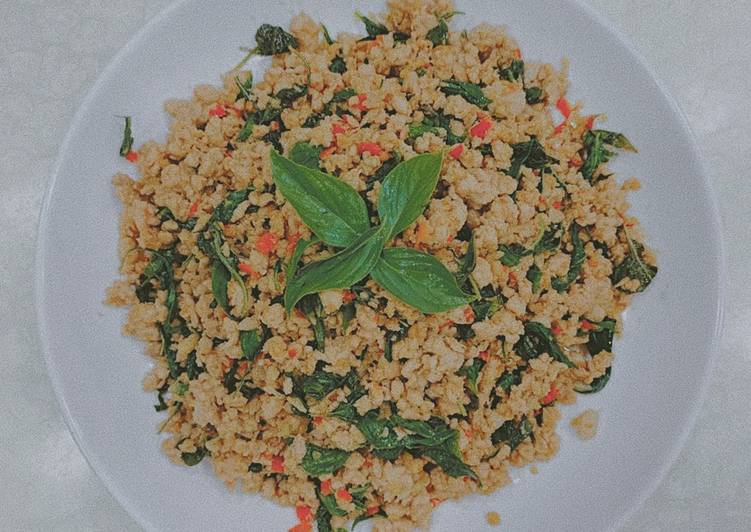 Recipe of Favorite Thai Basil Chicken / Pork