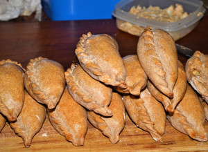 Una foto de Empanadas de pollo con masa integral