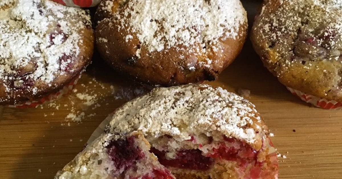 Himbeermuffins mit weißer Schokolade Rezept von Sophie V. - Cookpad